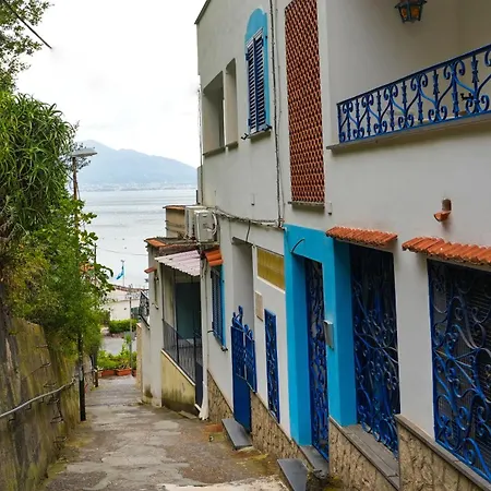 Borgo Marinaro * ויקו אקוונסה