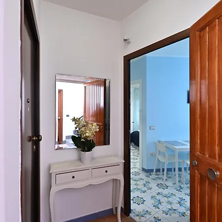 Borgo Marinaro ויקו אקוונסה
